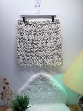 100% Cotton Love 21 Scalloped Crochet Lace Mini Cream Summer Skirt 🐚